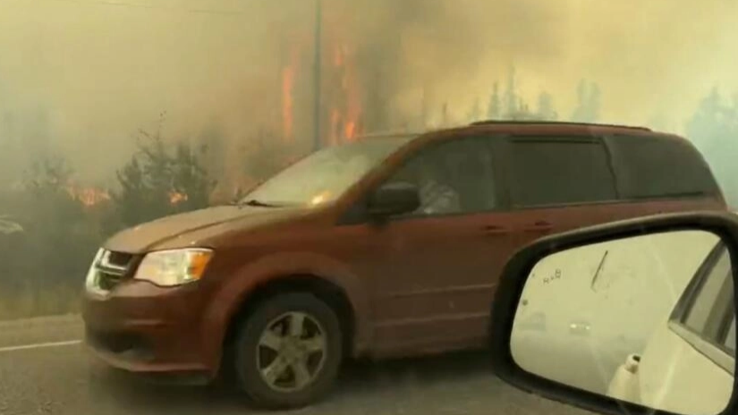 Canadian PM convenes emergency meeting on wildfire crisis