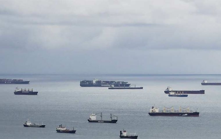 Panama Canal limits transit of vessels because of severe drought