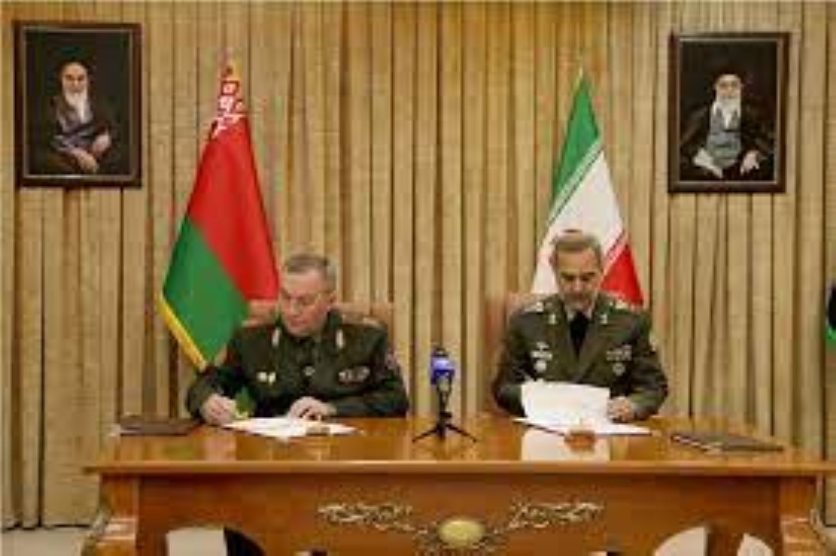 Iran, Belarus Call For Expanding Defence Cooperation To Ensure Regional Security