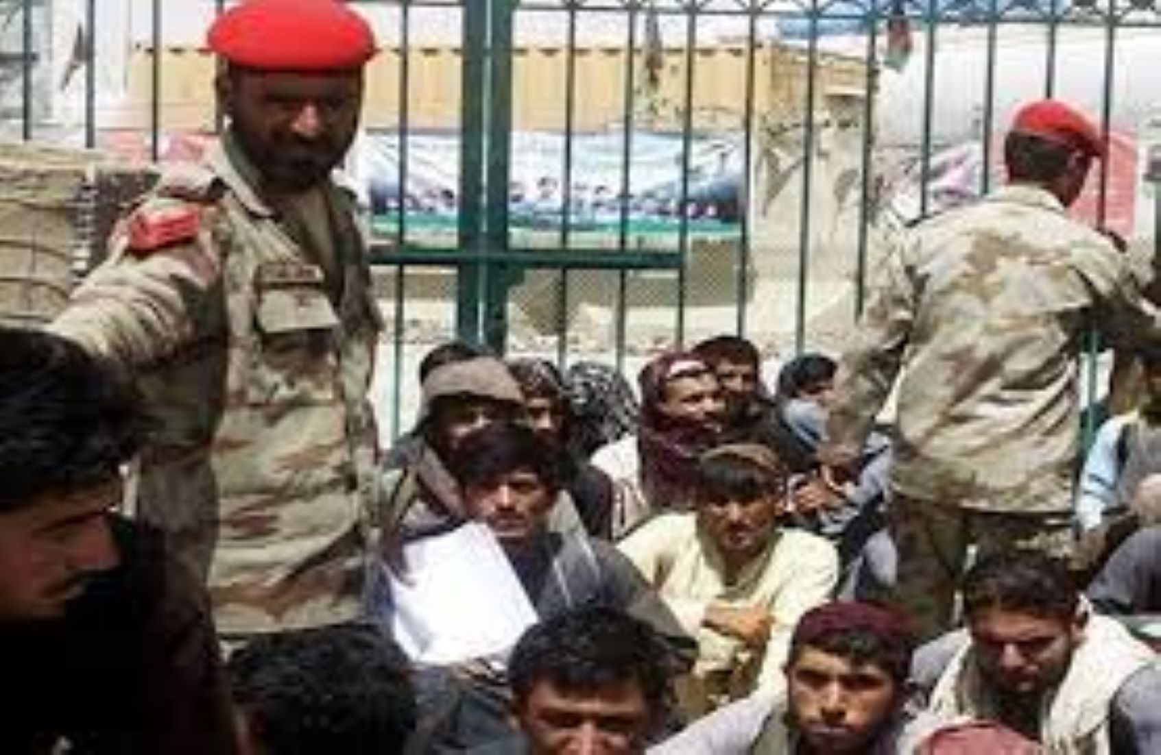 75 Afghan Prisoners Set Free From Pakistan