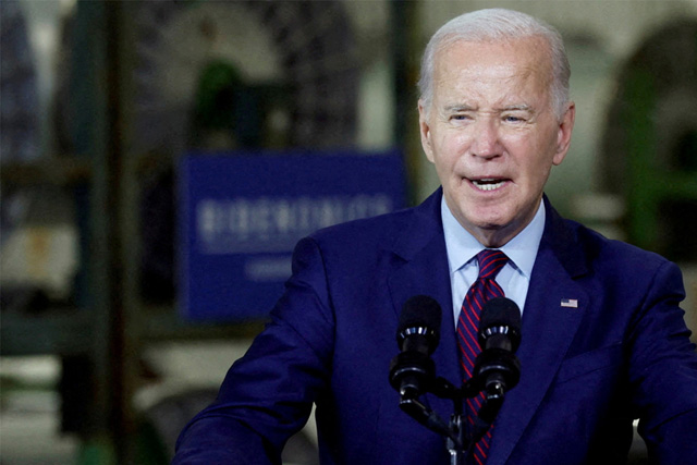 Pres Biden to tout climate policy in visit to baking US southwest