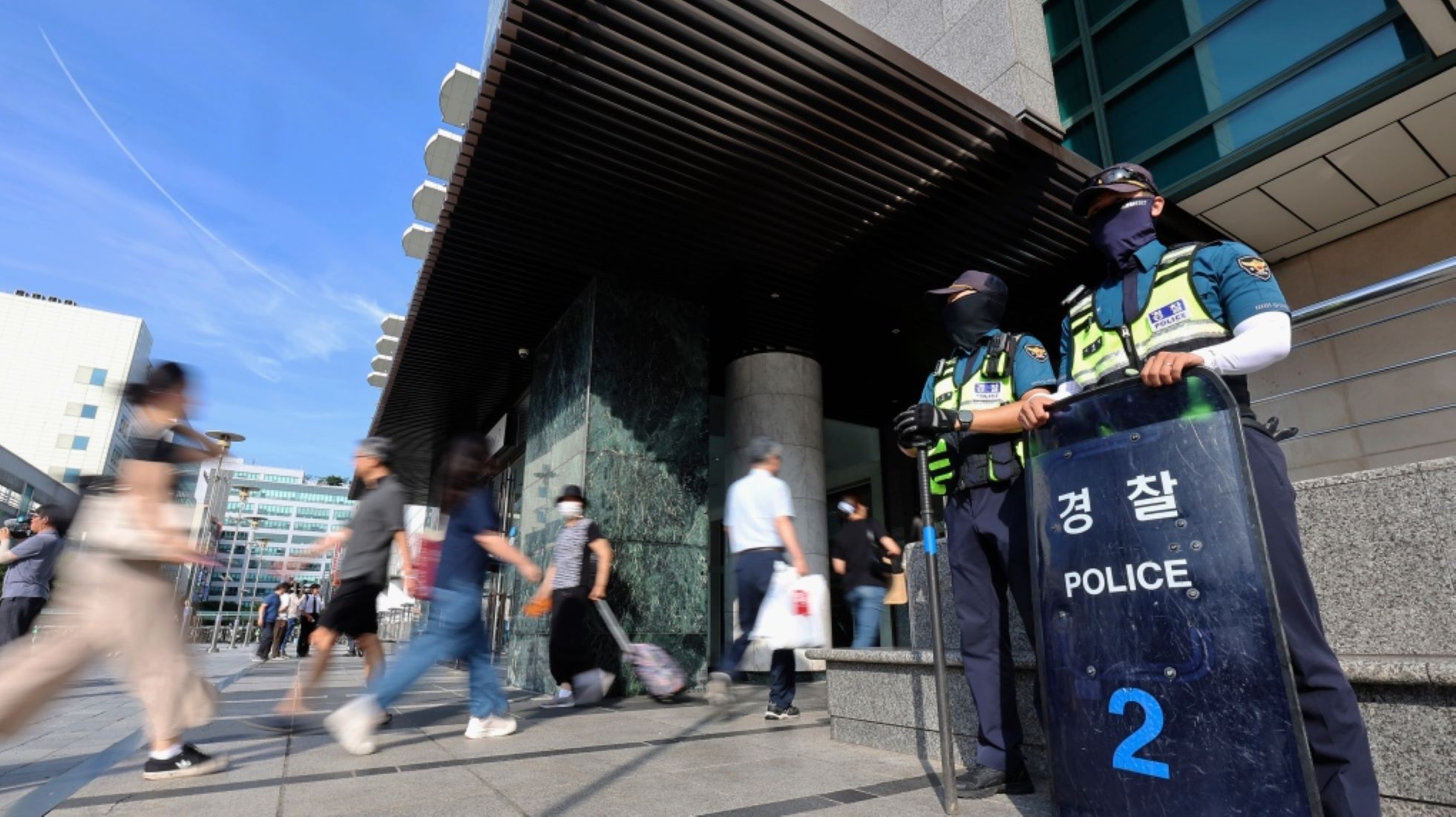 High School Teacher Stabbed Inside School Building In S. Korea