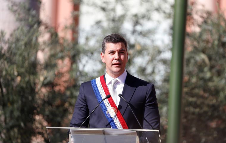 Santiago Peña sworn in as President of Paraguay