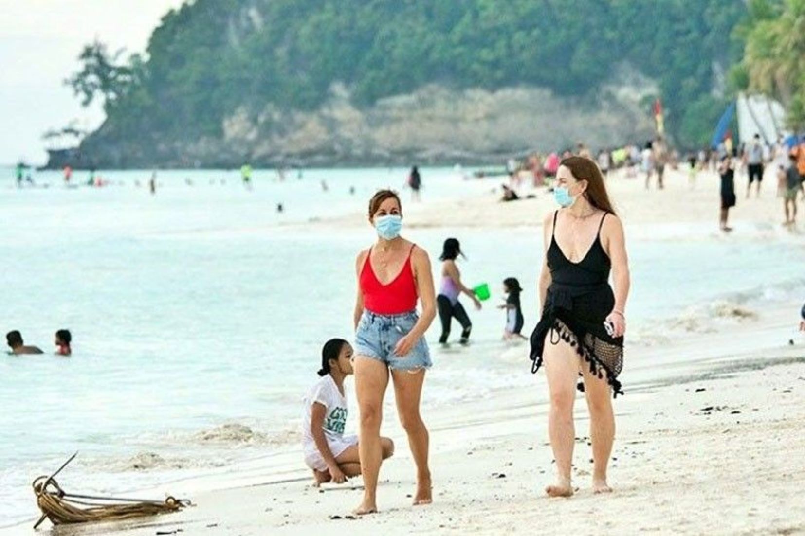 Tourism Rebounds With Over Four Million Foreign Arrivals In Philippines So Far This Year