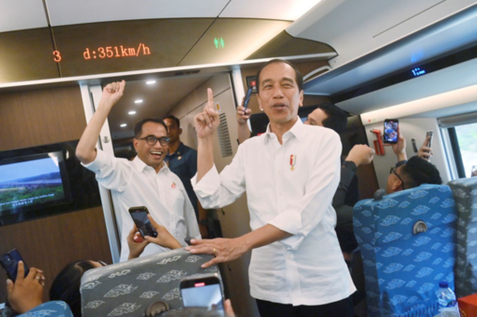 Indonesian President Takes Ride On Jakarta-Bandung High-Speed Railway