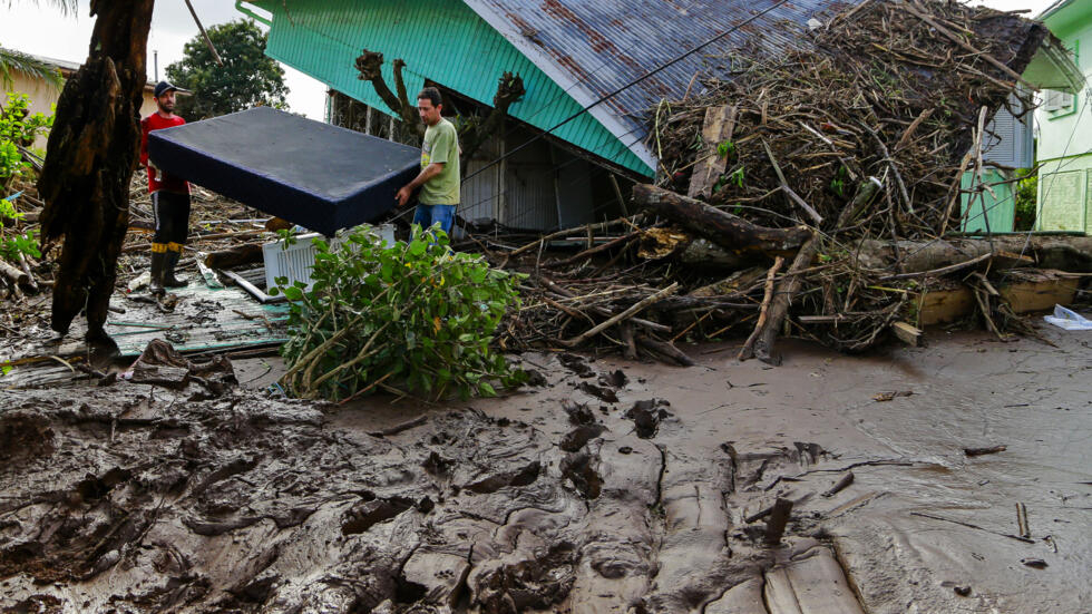 Death toll rises to 47 from Brazil cyclone