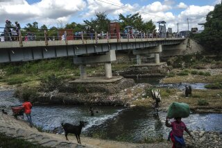 Dominican Republic shuts border with Haiti over water spat