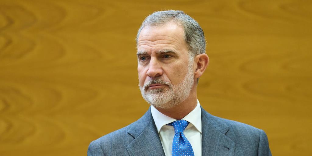 King of Spain calls political parties for consultations