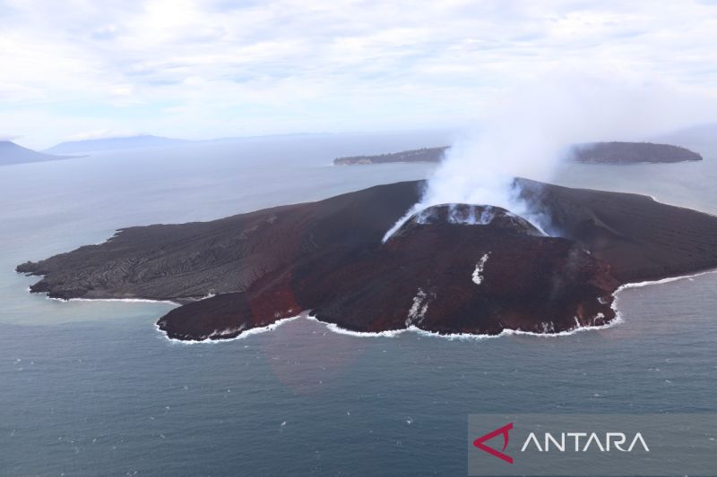 Indonesia’s Mount Anak Krakatau Erupted