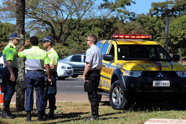 Brazil: Three-year-old girl killed by police in traffic stop shooting