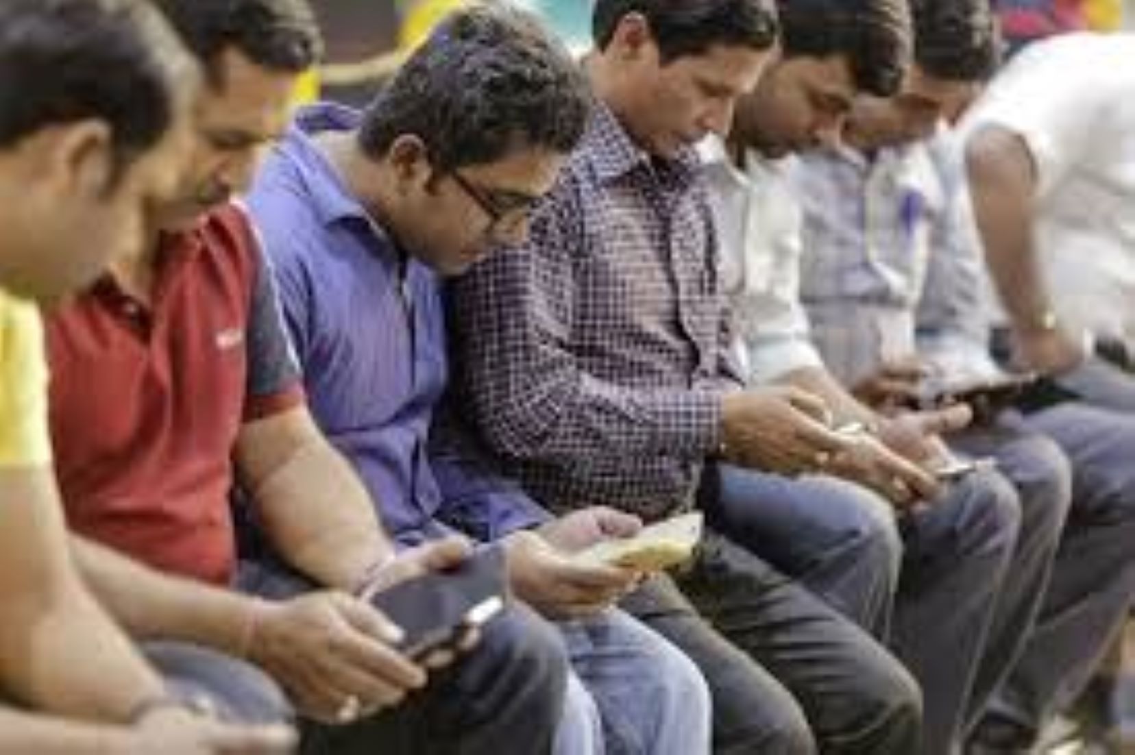 Bangladeshi Internet Users Hit Nearly 131 Million