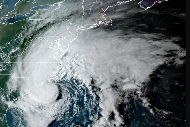 US: Tropical Storm Ophelia strengthens as it threatens East Coast with wet and windy weekend