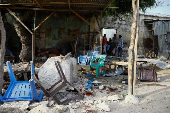 Somalia: Suicide attack on tea shop in capital kills at least seven