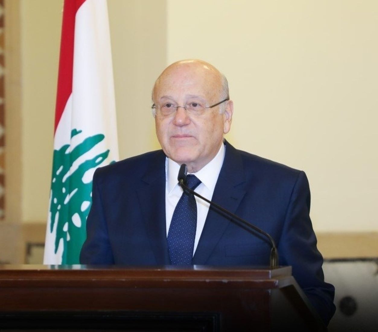 PM Urges Efforts To Prevent Lebanon From Going To War With Israel