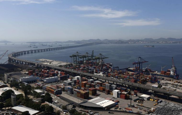 Brazil reports record trade surplus in September