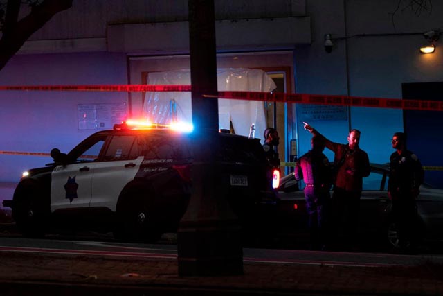 US violence: Police shot dead driver who crashed into Chinese consulate