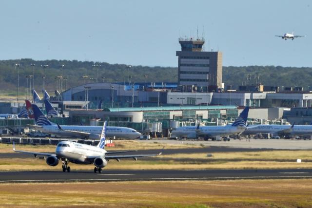 Disposable diaper scare causes Panama-Florida flight to turn around