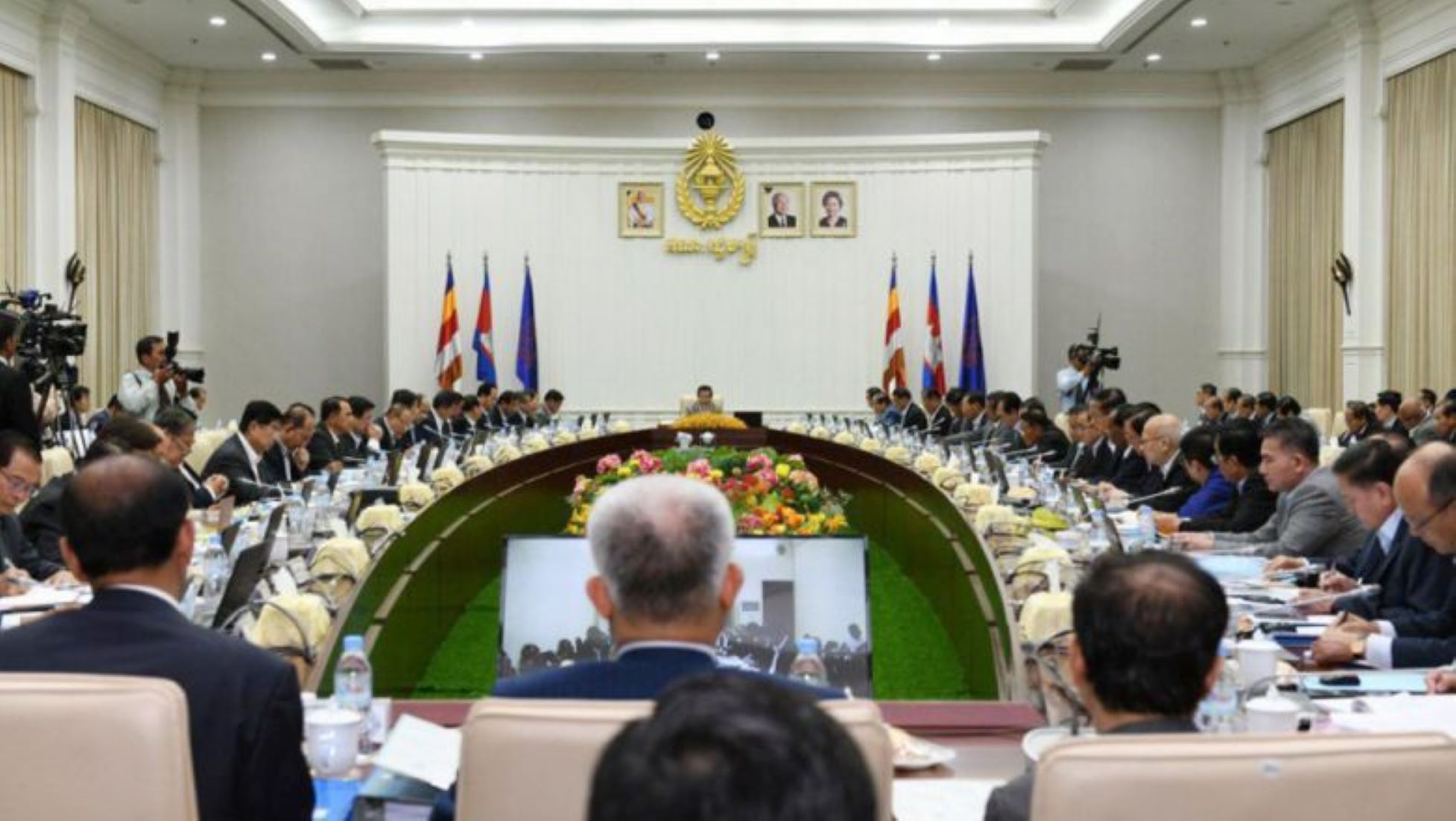 Cambodian Gov’t Approves 9.4 Billion USD For 2024 Gov’t Spending