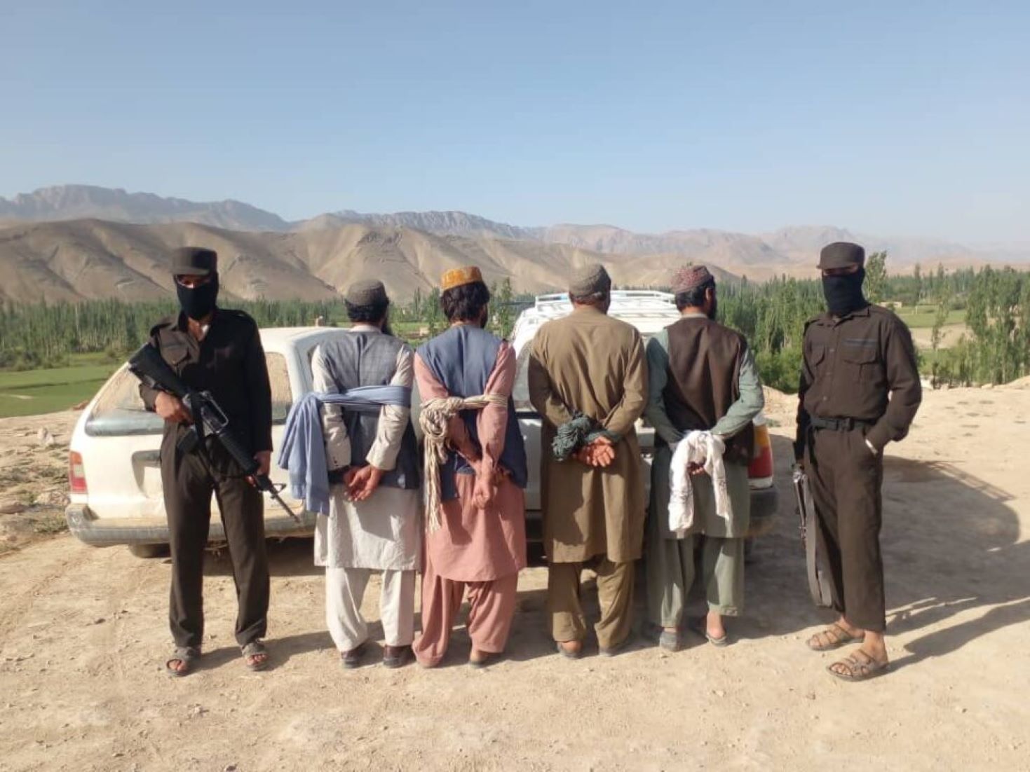 Police Arrested Four Drug Smugglers In West Afghanistan