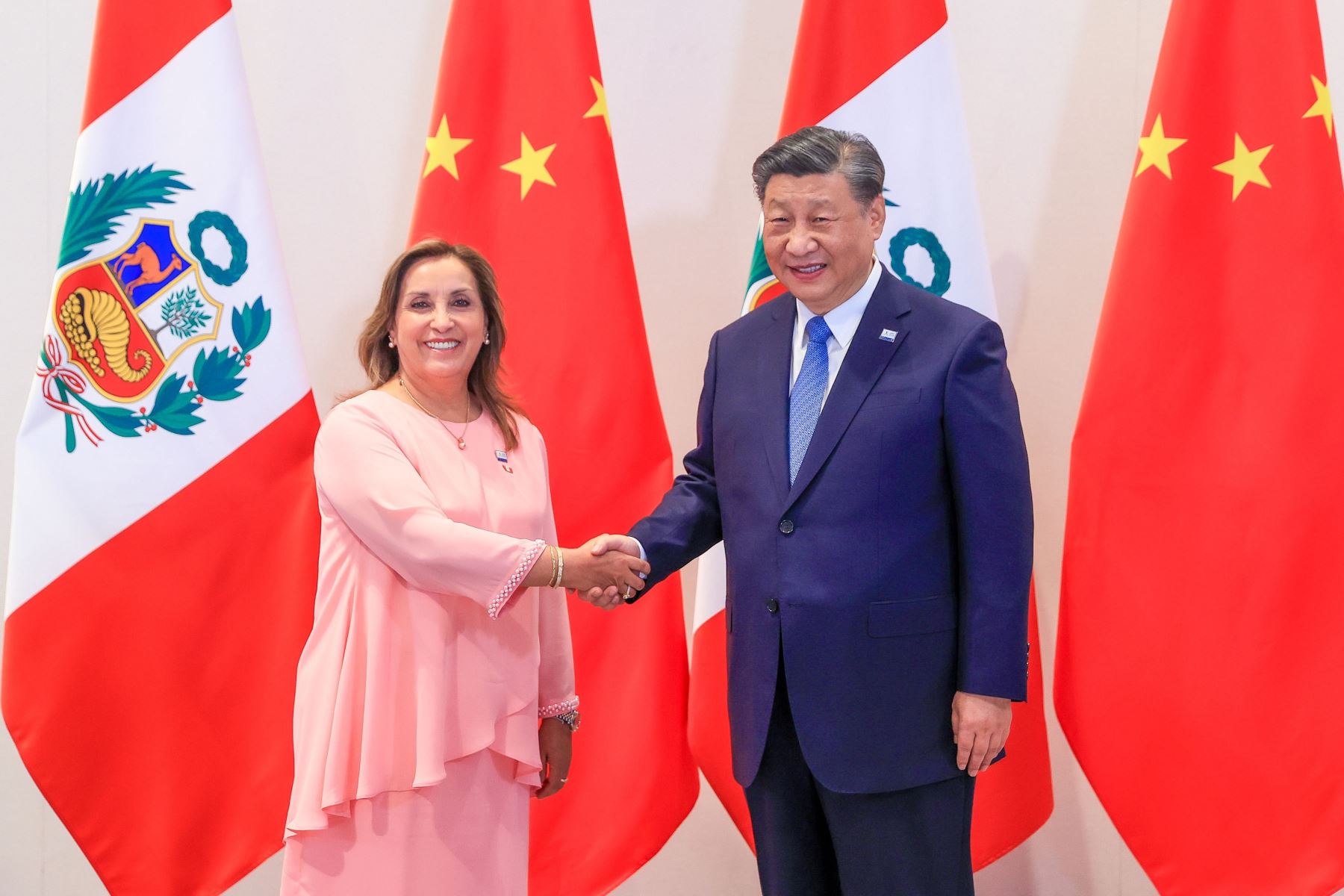 President Boluarte invites Chinese counterpart to APEC 2024 summit in Peru