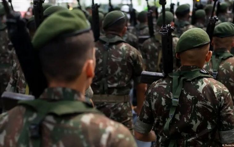 Drug gangs violence: Brazil deploys Armed Forces to control airports and other key sites