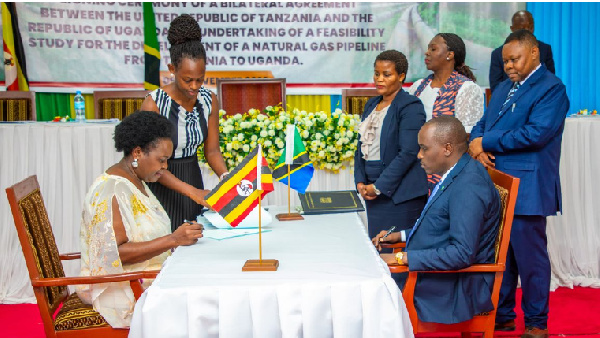 Tanzania, Uganda sign gas pipeline deal