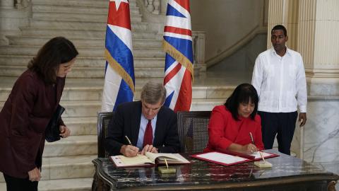 UK and Cuba boost political dialog and cooperation