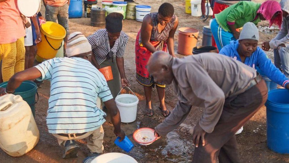 Zimbabwe’s capital declares state of emergency over cholera