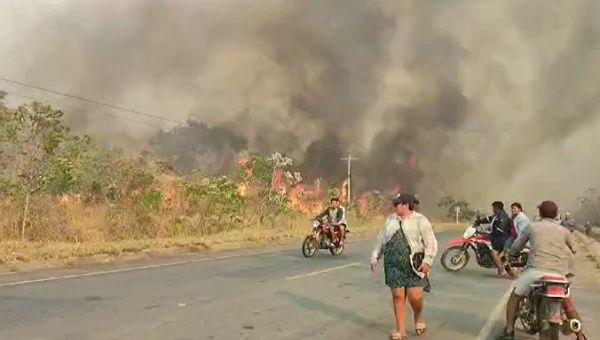 France sends specialists to fight wildfires in Bolivia