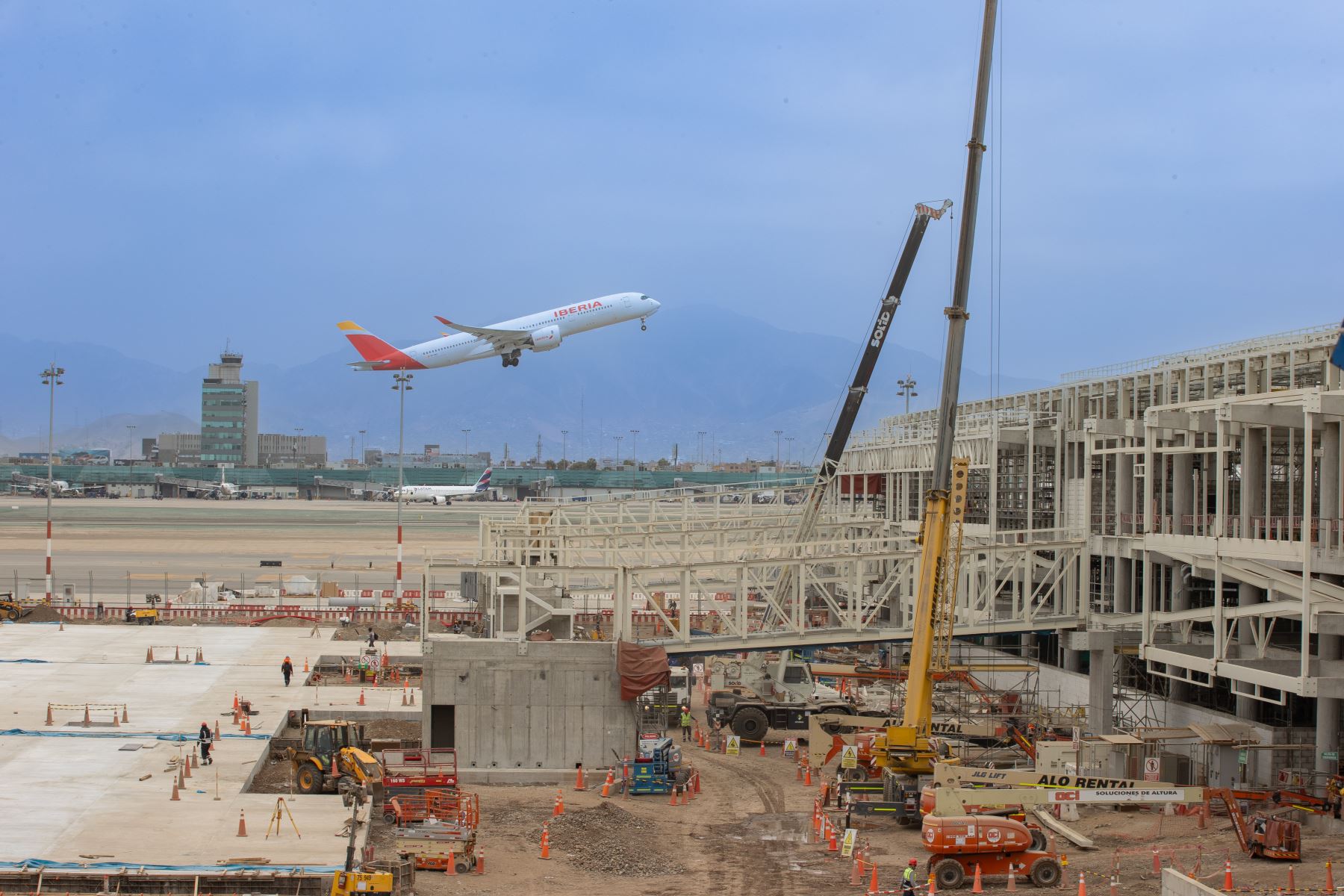 New international airport is key to turning Peru into logistics hub