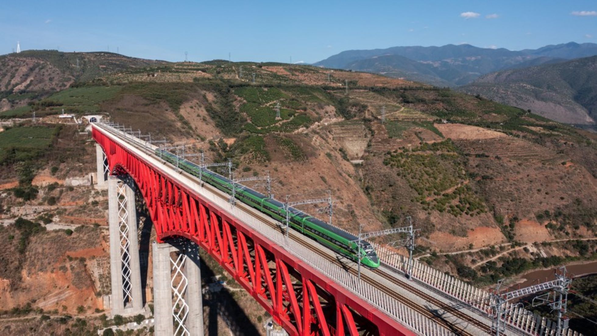 China-Laos Railway Records Over 100,000 Cross-Border Passengers