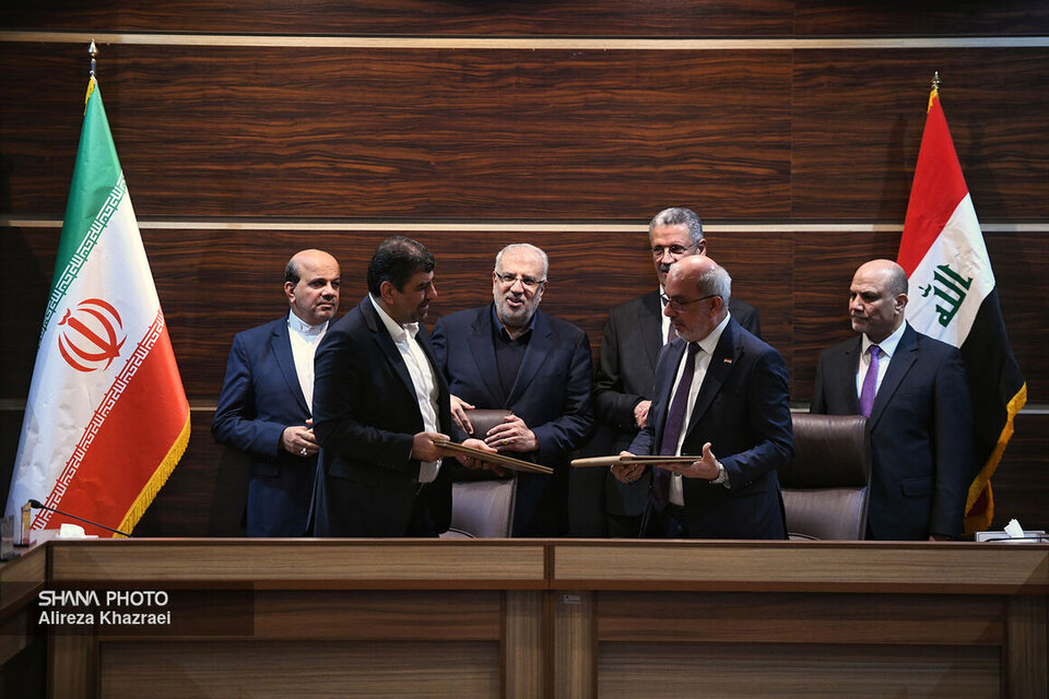 Iran, Iraq sign MoU on training cooperation in oil sector