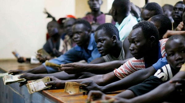 South Sudan cracks whip on informal forex dealers