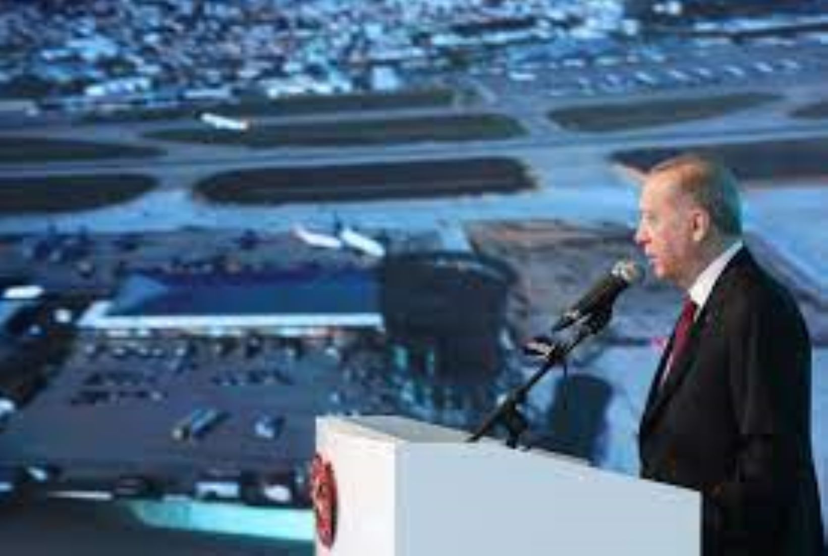 Türkiye’s Third-Busiest Airport Inaugurated New Runway