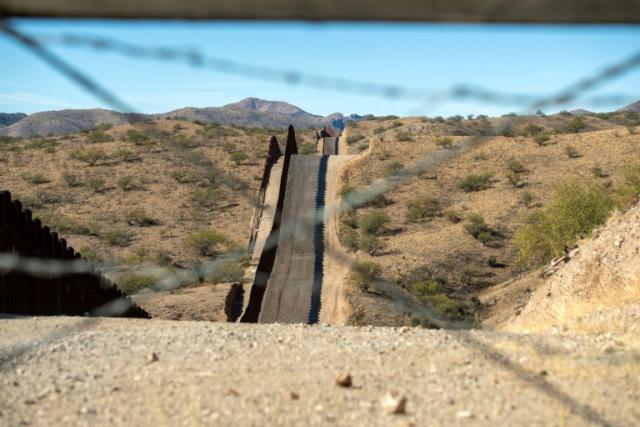 Illegal Migration: Arizona governor sends National Guard to border area