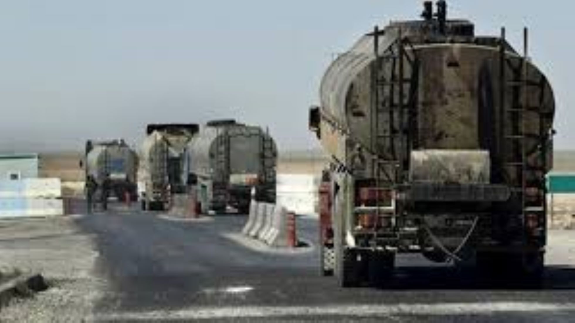 U.S. Convoys Transport “Stolen Syrian Oil, Grains” To Bases In Iraq: Media