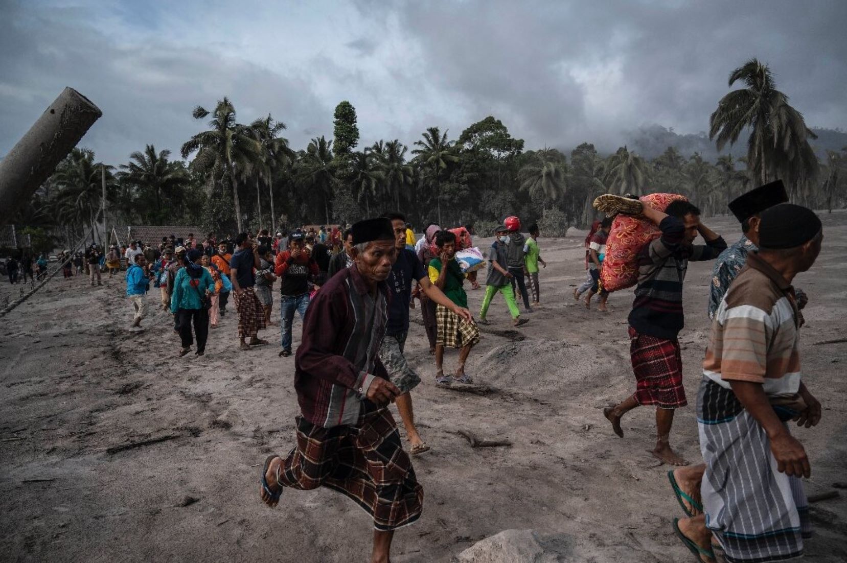 11 Climbers Die After Volcanic Eruption In Indonesia