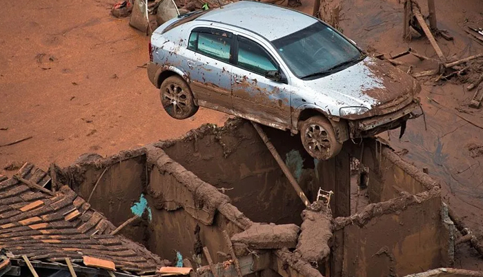 Mining giants told to pay $9.7bn over Brazil dam disaster