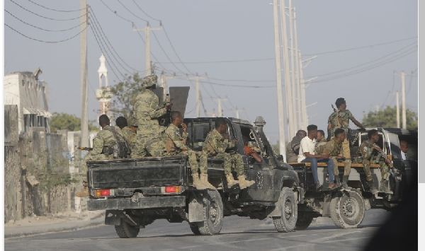 Heavy fighting as Somali forces battle al-Shabaab attack