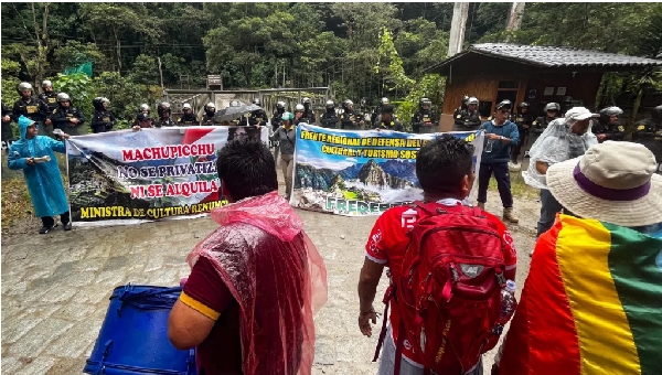 Peru: Tourists stranded after protests block access to Machu Picchu, a popular heritage site