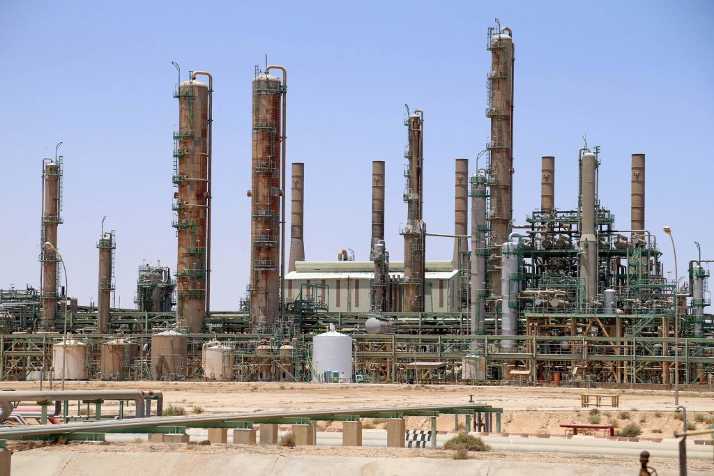 Libya: Two oil fields closed amid protests in Oubari