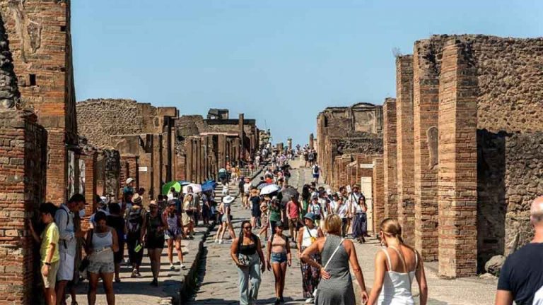 Italy surpasses 445 million tourist visits in 2023