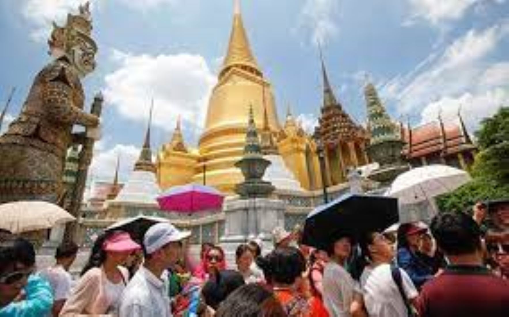 Thailand Eyes Eight Million Chinese Tourists In 2024 With Visa Waiver