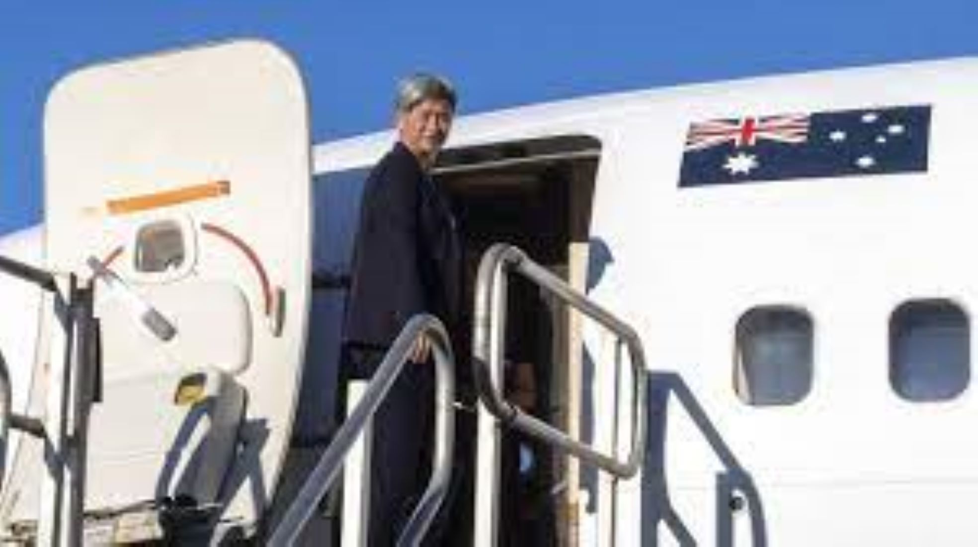 Australian Foreign Minister To Visit Middle East