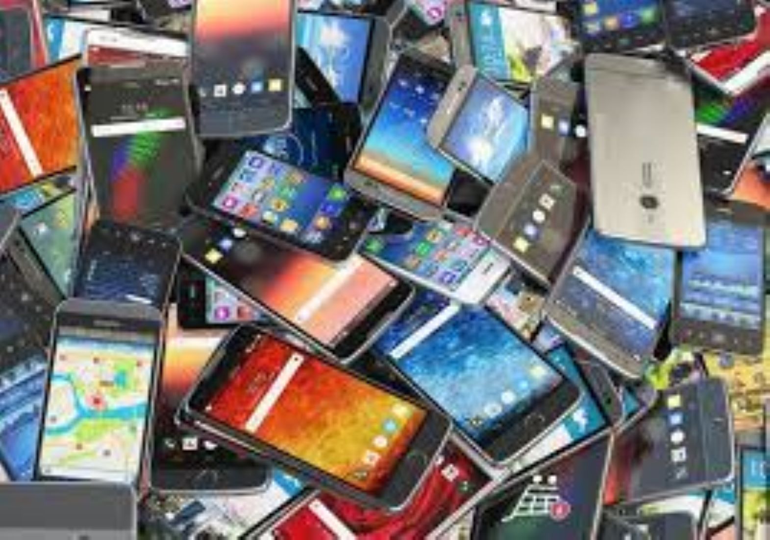 Indian Gov’t Slashes Import Duty On Key Mobile Phones’ Components