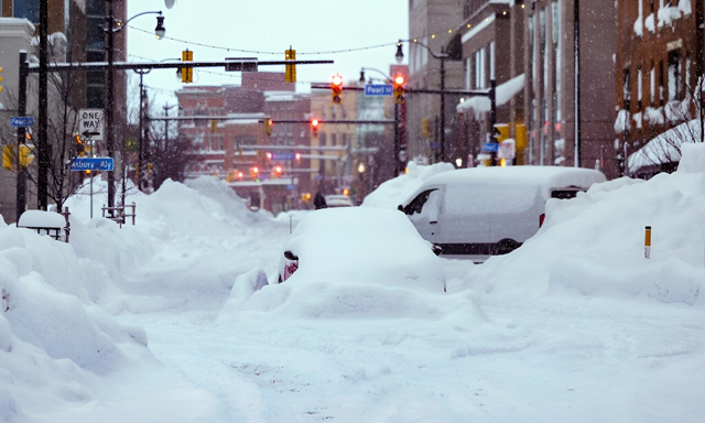 US: Winter storm threatens travel chaos on east coast