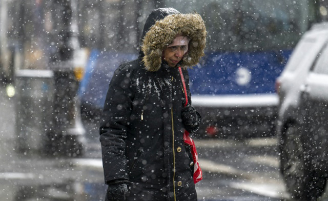 Fierce winter weather slams US, dozens dead