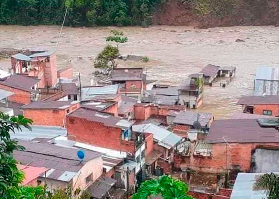 85 pct of Bolivian towns on alert due to downpours