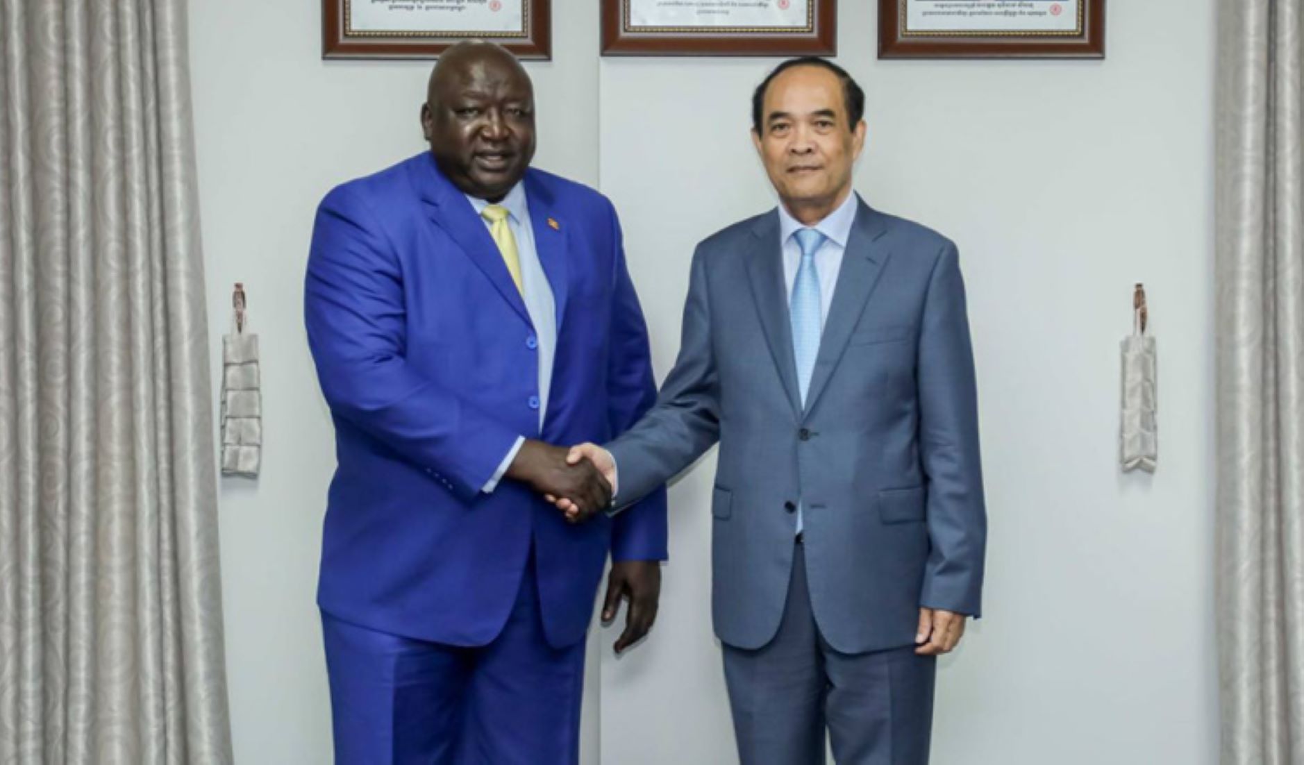 Cambodia, Uganda Vow To Boost Bilateral Ties, Cooperation