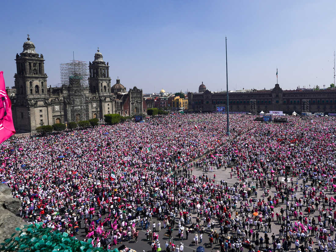 Mexico: Thousands rail against Pres Abrador and ruling party in ‘march for democracy’